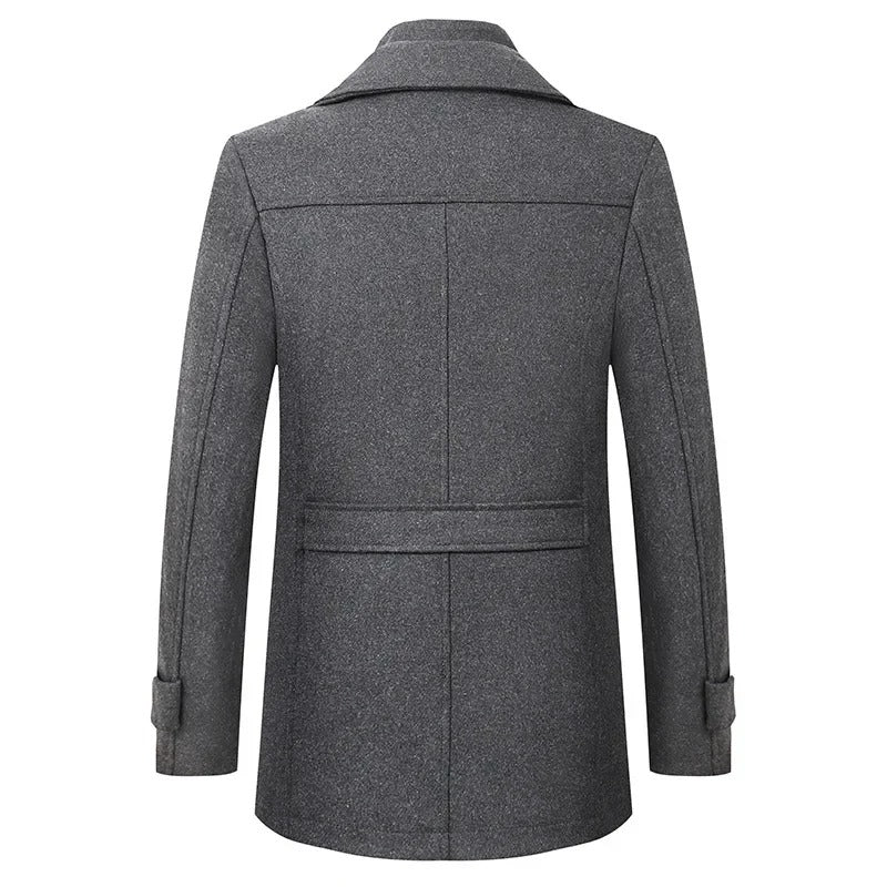 Clara Domínguez - Elegante chaqueta de invierno de lana